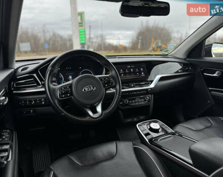 Черный Киа Niro, объемом двигателя 0 л и пробегом 101 тыс. км за 19100 $, фото 40 на Automoto.ua