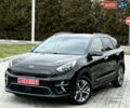 Черный Киа Niro, объемом двигателя 0 л и пробегом 80 тыс. км за 19999 $, фото 113 на Automoto.ua