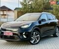 Черный Киа Niro, объемом двигателя 0 л и пробегом 89 тыс. км за 19350 $, фото 1 на Automoto.ua