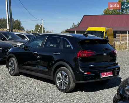 Черный Киа Niro, объемом двигателя 0 л и пробегом 59 тыс. км за 23900 $, фото 5 на Automoto.ua