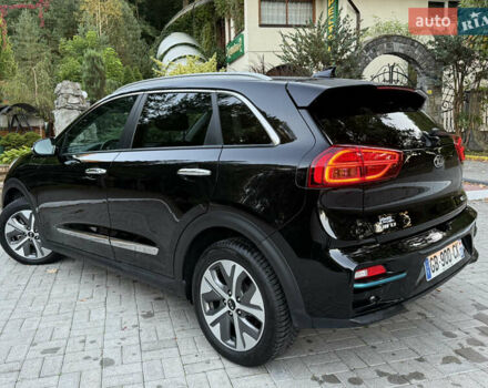 Чорний Кіа Niro, об'ємом двигуна 0 л та пробігом 123 тис. км за 17899 $, фото 1 на Automoto.ua