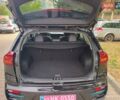 Чорний Кіа Niro, об'ємом двигуна 0 л та пробігом 87 тис. км за 19500 $, фото 10 на Automoto.ua