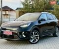 Черный Киа Niro, объемом двигателя 0 л и пробегом 89 тыс. км за 19350 $, фото 2 на Automoto.ua