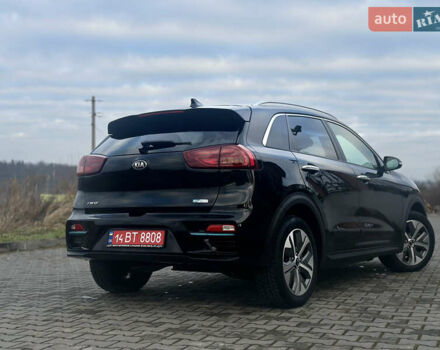 Черный Киа Niro, объемом двигателя 0 л и пробегом 117 тыс. км за 18870 $, фото 56 на Automoto.ua