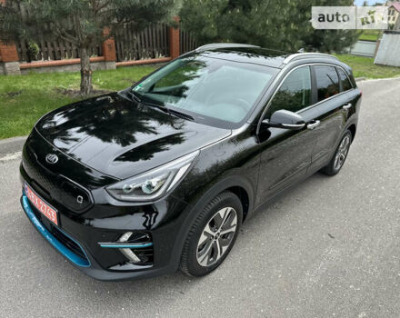 Чорний Кіа Niro, об'ємом двигуна 0 л та пробігом 34 тис. км за 25900 $, фото 3 на Automoto.ua