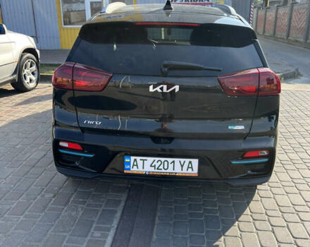 Черный Киа Niro, объемом двигателя 0 л и пробегом 137 тыс. км за 20000 $, фото 3 на Automoto.ua