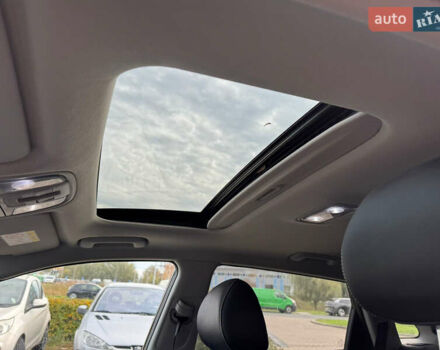 Чорний Кіа Niro, об'ємом двигуна 0 л та пробігом 143 тис. км за 17300 $, фото 5 на Automoto.ua