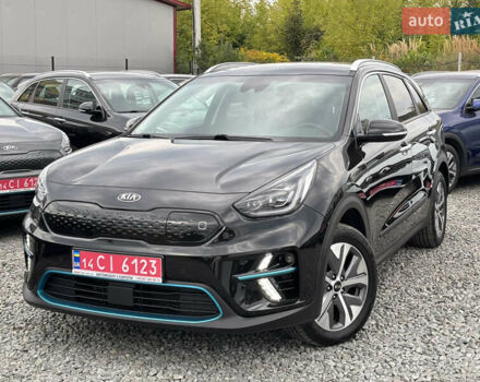 Черный Киа Niro, объемом двигателя 0 л и пробегом 62 тыс. км за 21999 $, фото 2 на Automoto.ua