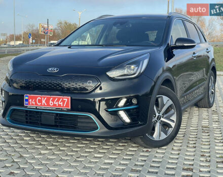 Черный Киа Niro, объемом двигателя 0 л и пробегом 61 тыс. км за 22999 $, фото 3 на Automoto.ua