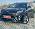 Черный Киа Niro, объемом двигателя 0 л и пробегом 61 тыс. км за 22999 $, фото 3 на Automoto.ua
