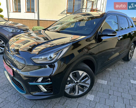 Черный Киа Niro, объемом двигателя 0 л и пробегом 127 тыс. км за 19750 $, фото 15 на Automoto.ua