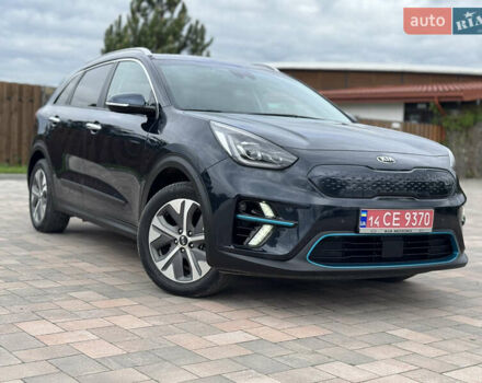 Черный Киа Niro, объемом двигателя 0 л и пробегом 96 тыс. км за 20999 $, фото 8 на Automoto.ua