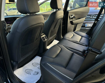 Черный Киа Niro, объемом двигателя 0 л и пробегом 127 тыс. км за 19750 $, фото 49 на Automoto.ua