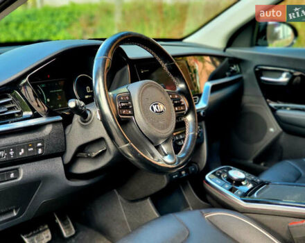 Чорний Кіа Niro, об'ємом двигуна 0 л та пробігом 139 тис. км за 18999 $, фото 10 на Automoto.ua
