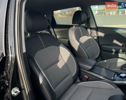 Черный Киа Niro, объемом двигателя 0 л и пробегом 61 тыс. км за 22999 $, фото 38 на Automoto.ua