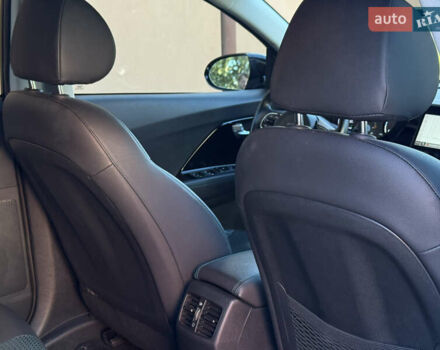 Черный Киа Niro, объемом двигателя 0 л и пробегом 78 тыс. км за 17999 $, фото 35 на Automoto.ua