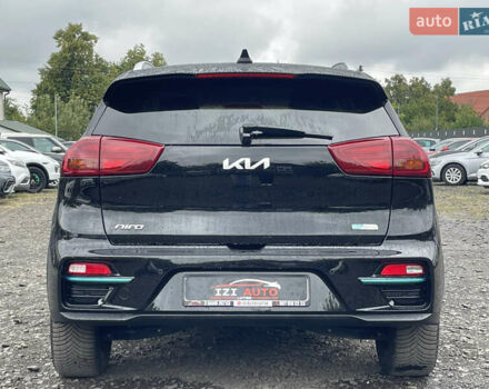 Чорний Кіа Niro, об'ємом двигуна 0 л та пробігом 50 тис. км за 22553 $, фото 6 на Automoto.ua