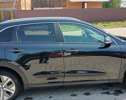 Черный Киа Niro, объемом двигателя 0 л и пробегом 47 тыс. км за 18000 $, фото 5 на Automoto.ua