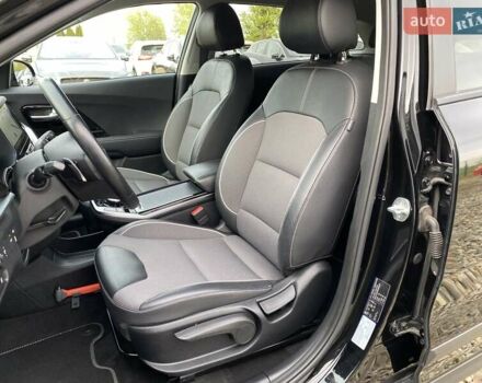 Черный Киа Niro, объемом двигателя 0 л и пробегом 96 тыс. км за 20600 $, фото 26 на Automoto.ua