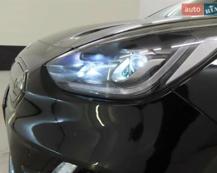 Черный Киа Niro, объемом двигателя 0 л и пробегом 130 тыс. км за 19999 $, фото 9 на Automoto.ua