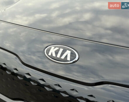 Черный Киа Niro, объемом двигателя 0 л и пробегом 80 тыс. км за 21850 $, фото 8 на Automoto.ua