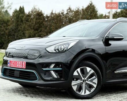 Черный Киа Niro, объемом двигателя 0 л и пробегом 80 тыс. км за 19650 $, фото 5 на Automoto.ua