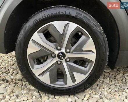 Черный Киа Niro, объемом двигателя 0 л и пробегом 96 тыс. км за 20600 $, фото 19 на Automoto.ua