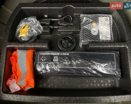 Черный Киа Niro, объемом двигателя 0 л и пробегом 80 тыс. км за 21899 $, фото 53 на Automoto.ua