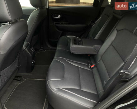 Черный Киа Niro, объемом двигателя 0 л и пробегом 80 тыс. км за 21899 $, фото 39 на Automoto.ua