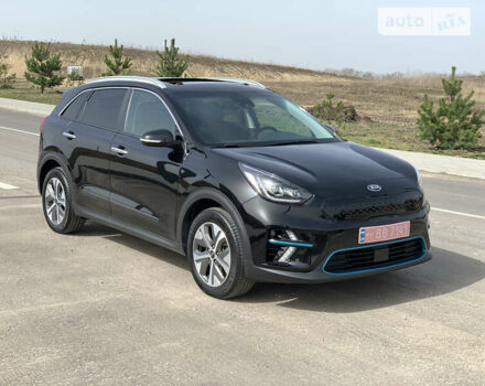 Чорний Кіа Niro, об'ємом двигуна 0 л та пробігом 36 тис. км за 23999 $, фото 14 на Automoto.ua