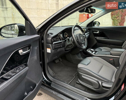 Черный Киа Niro, объемом двигателя 0 л и пробегом 80 тыс. км за 21899 $, фото 53 на Automoto.ua