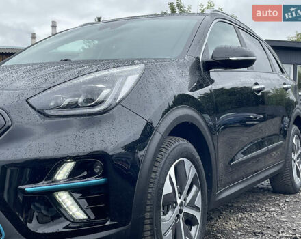 Чорний Кіа Niro, об'ємом двигуна 0 л та пробігом 50 тис. км за 22553 $, фото 10 на Automoto.ua
