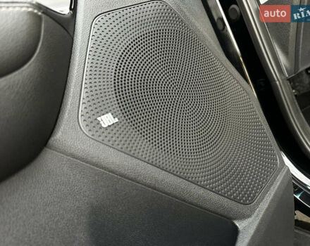 Чорний Кіа Niro, об'ємом двигуна 0 л та пробігом 51 тис. км за 21500 $, фото 51 на Automoto.ua