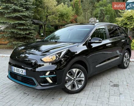 Чорний Кіа Niro, об'ємом двигуна 0 л та пробігом 123 тис. км за 17899 $, фото 15 на Automoto.ua