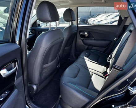 Черный Киа Niro, объемом двигателя 0 л и пробегом 59 тыс. км за 23900 $, фото 23 на Automoto.ua