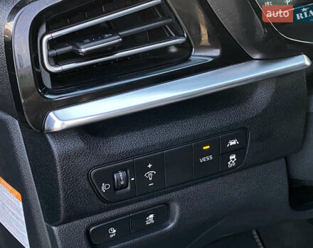 Чорний Кіа Niro, об'ємом двигуна 0 л та пробігом 67 тис. км за 20999 $, фото 33 на Automoto.ua