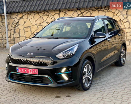 Чорний Кіа Niro, об'ємом двигуна 0 л та пробігом 67 тис. км за 20999 $, фото 1 на Automoto.ua