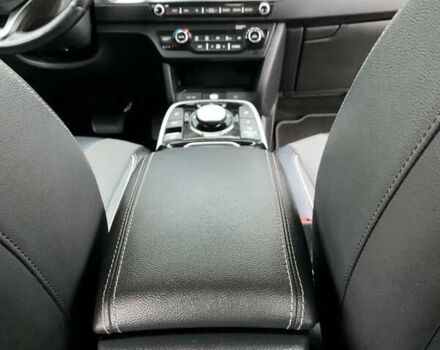 Черный Киа Niro, объемом двигателя 0 л и пробегом 94 тыс. км за 17900 $, фото 100 на Automoto.ua