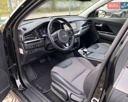 Черный Киа Niro, объемом двигателя 0 л и пробегом 96 тыс. км за 20600 $, фото 24 на Automoto.ua