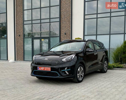 Черный Киа Niro, объемом двигателя 0 л и пробегом 94 тыс. км за 17900 $, фото 7 на Automoto.ua