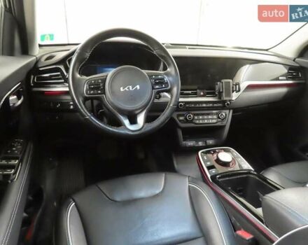 Черный Киа Niro, объемом двигателя 0 л и пробегом 130 тыс. км за 19999 $, фото 7 на Automoto.ua