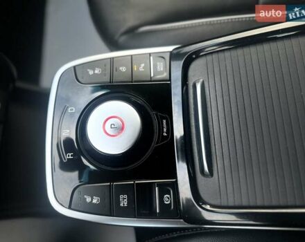 Чорний Кіа Niro, об'ємом двигуна 0 л та пробігом 117 тис. км за 18870 $, фото 23 на Automoto.ua