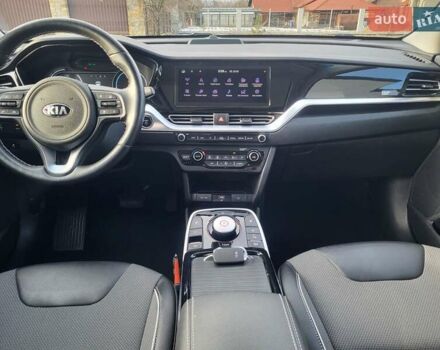 Черный Киа Niro, объемом двигателя 0 л и пробегом 79 тыс. км за 18300 $, фото 21 на Automoto.ua