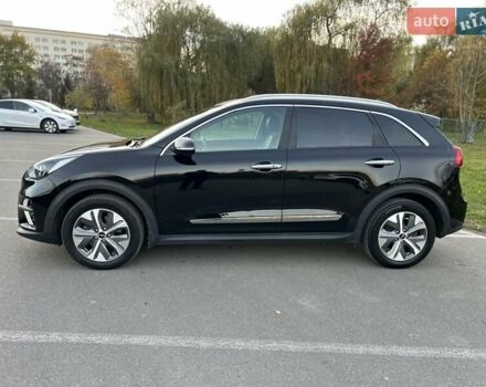 Черный Киа Niro, объемом двигателя 0 л и пробегом 121 тыс. км за 18999 $, фото 6 на Automoto.ua