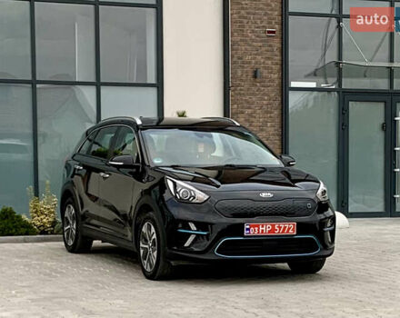 Черный Киа Niro, объемом двигателя 0 л и пробегом 94 тыс. км за 17900 $, фото 19 на Automoto.ua
