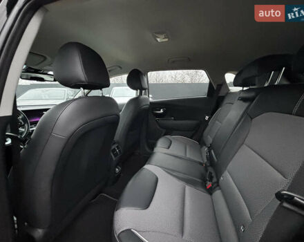 Черный Киа Niro, объемом двигателя 0 л и пробегом 88 тыс. км за 22000 $, фото 38 на Automoto.ua