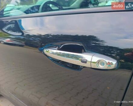 Чорний Кіа Niro, об'ємом двигуна 0 л та пробігом 87 тис. км за 19500 $, фото 26 на Automoto.ua