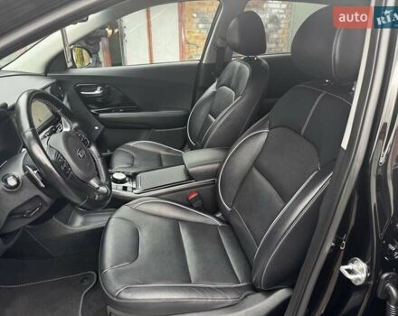 Черный Киа Niro, объемом двигателя 0 л и пробегом 150 тыс. км за 19800 $, фото 25 на Automoto.ua