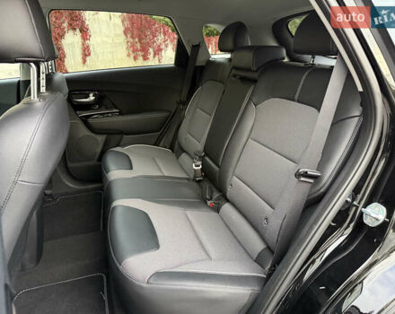 Черный Киа Niro, объемом двигателя 0 л и пробегом 80 тыс. км за 21850 $, фото 50 на Automoto.ua