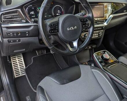 Киа Niro 2021 в Житомире на Automoto.ua Черный Киа Niro, объемом двигателя 0 л и пробегом 162 тыс. км за 19150 $, фото 20 на Automoto.ua